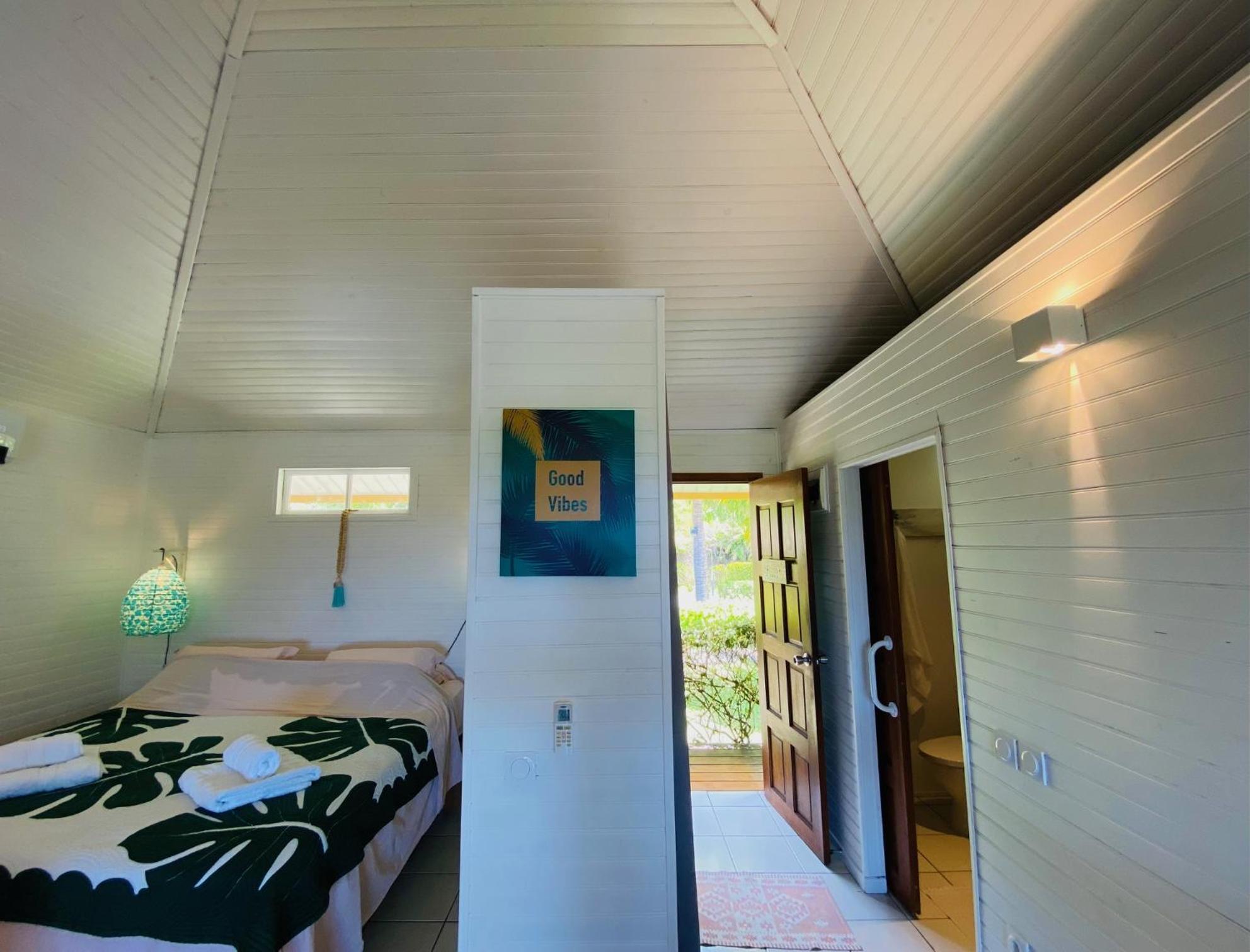 Bungalow Tiare Uturoa 外观 照片